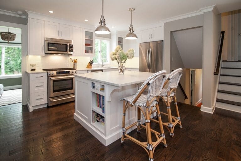 small-kitchen-cabinetry-ideas-kountry-kraft-17