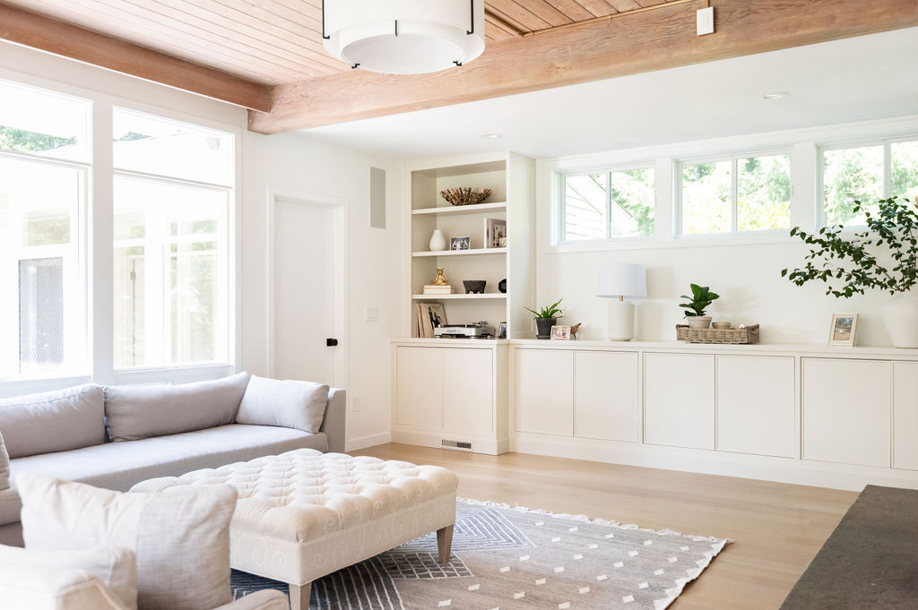 Living Room Built-In Cabinets - Kountry Kraft