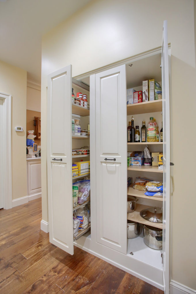 Custom Pantry Ideas - Kountry Kraft Custom Cabinets